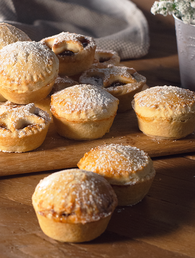 Deep Filled Minced Beef Pie - Geoff's Baking Blog