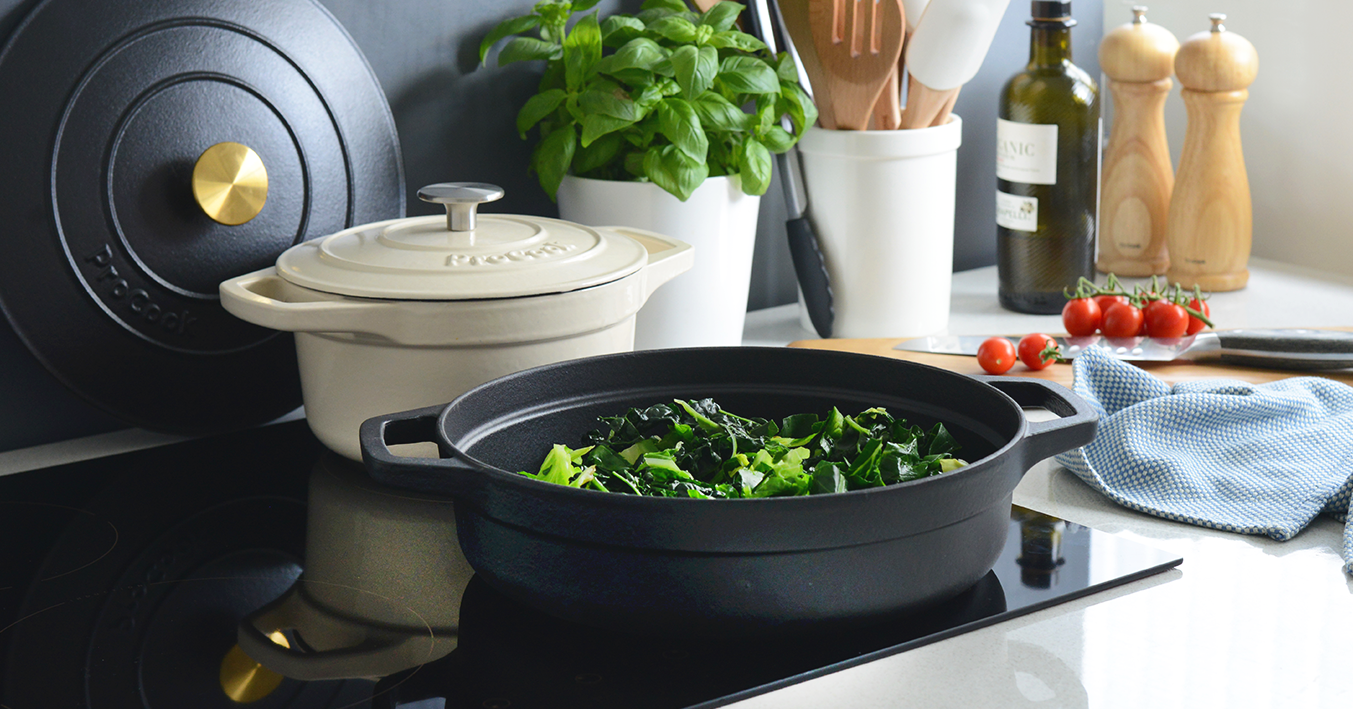 ProCook Cast Iron Set featured in HELLO! Online gift guide