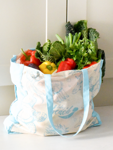 ProCook Life's a Beach plastic free shopper bag filled with vegetables