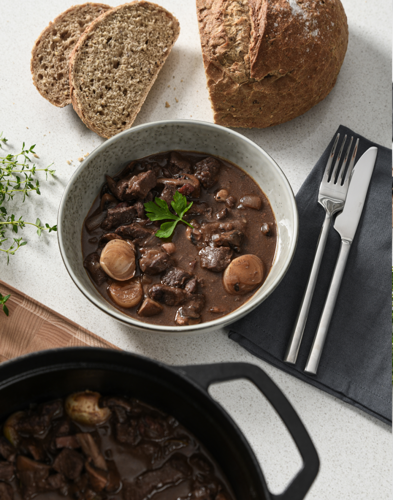 Single serving of Boeuf Bourguignon in a ProCook Oslo Pasta Bowl